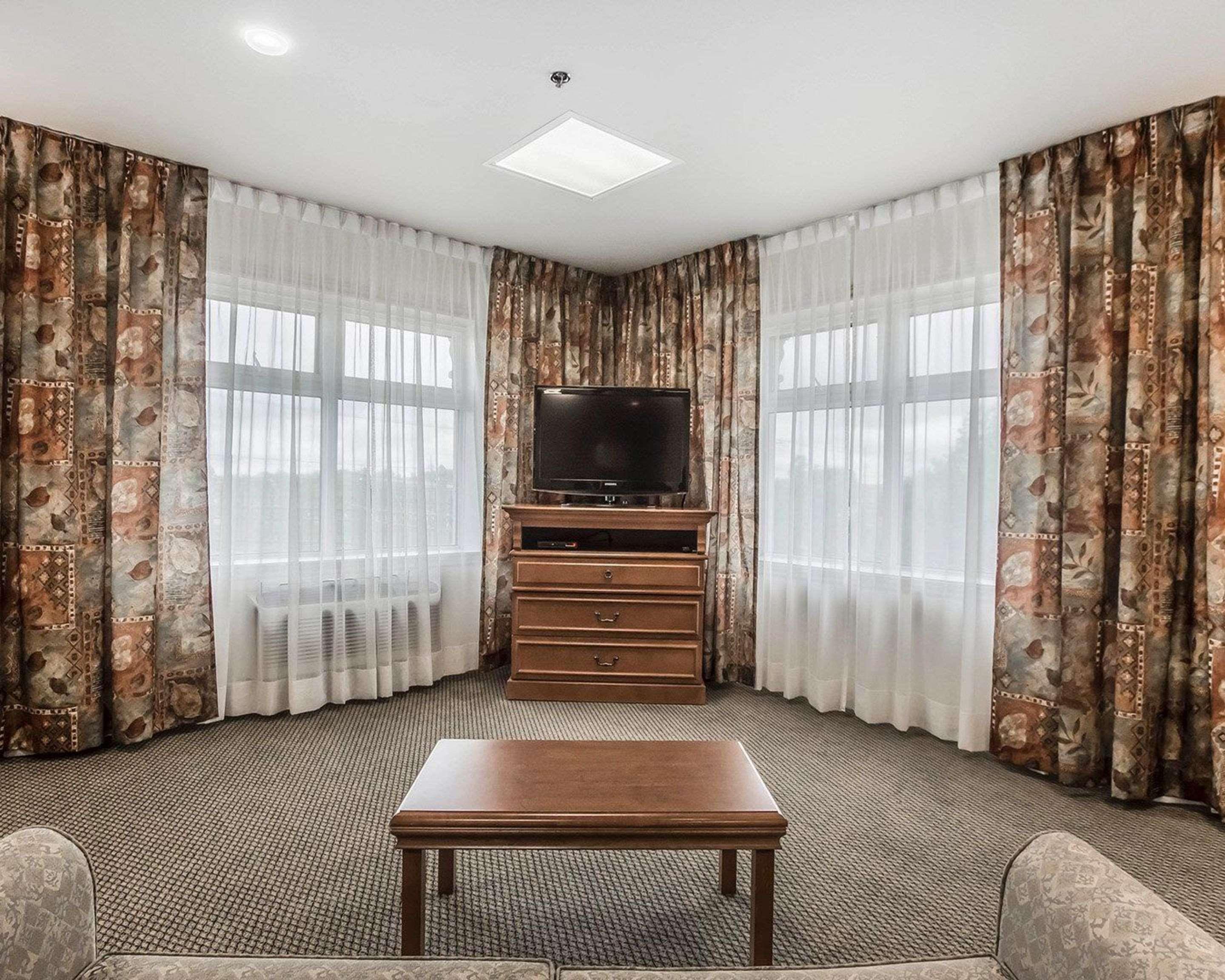 Quality Suites Drummondville Kültér fotó