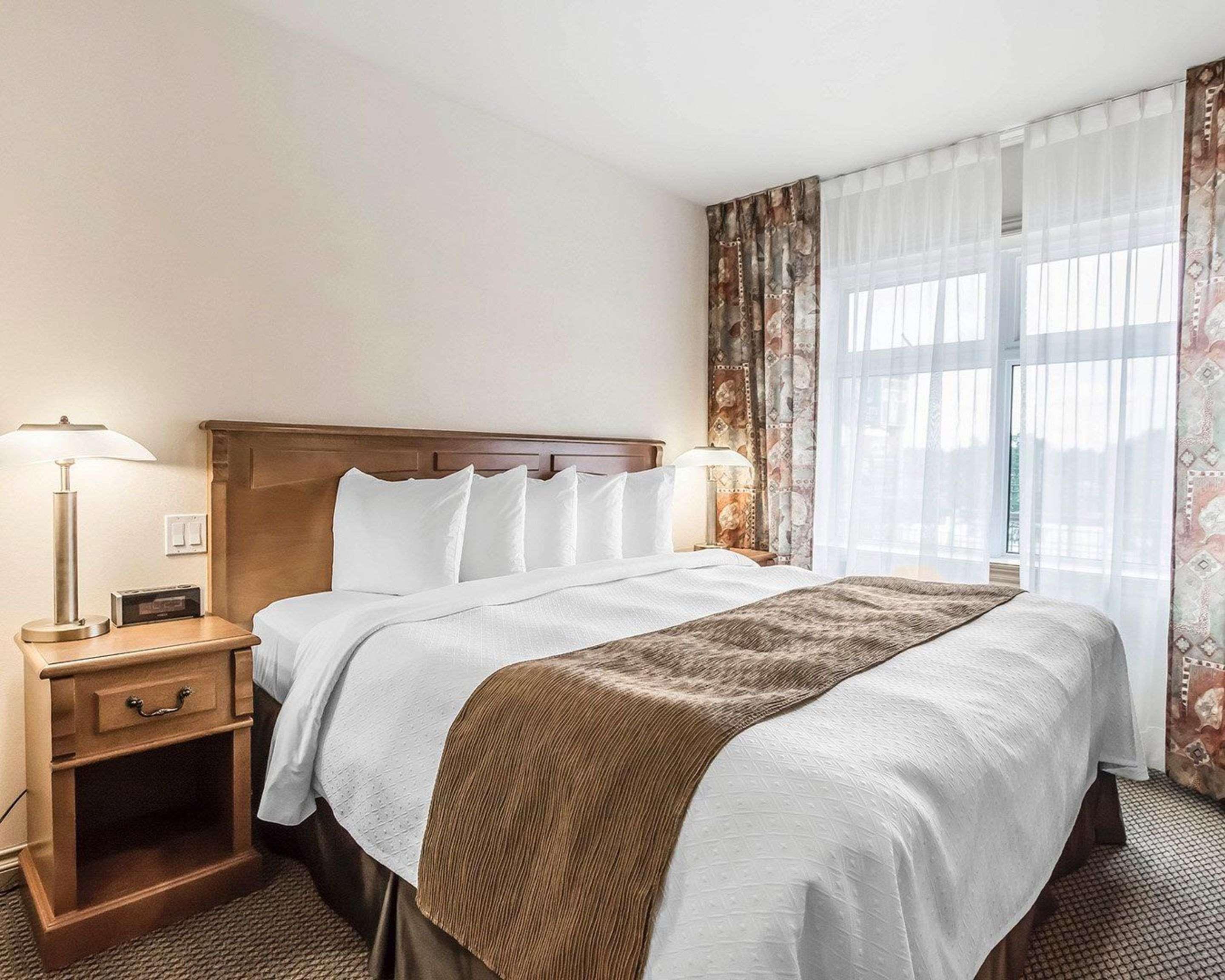Quality Suites Drummondville Kültér fotó